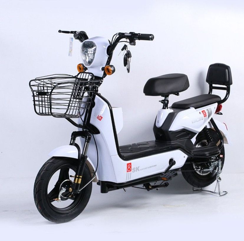 White Label SK Electric Bike in white with front basket and rear passenger seat